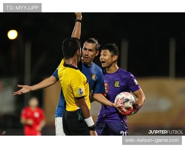 裁判职责重点：确保判罚一致性与比赛规则严肃执行