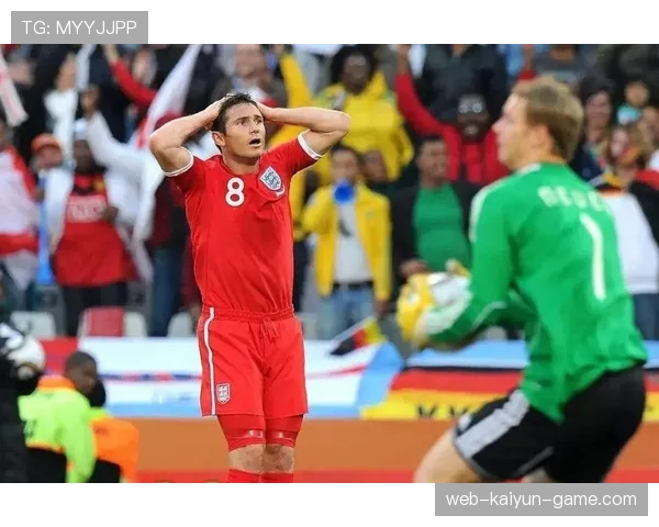 门线悬案：球整体过线才算进球？规则如何界定门线技术判罚